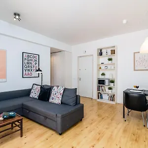 Apartment Go Native - Principe Real, Lisbon